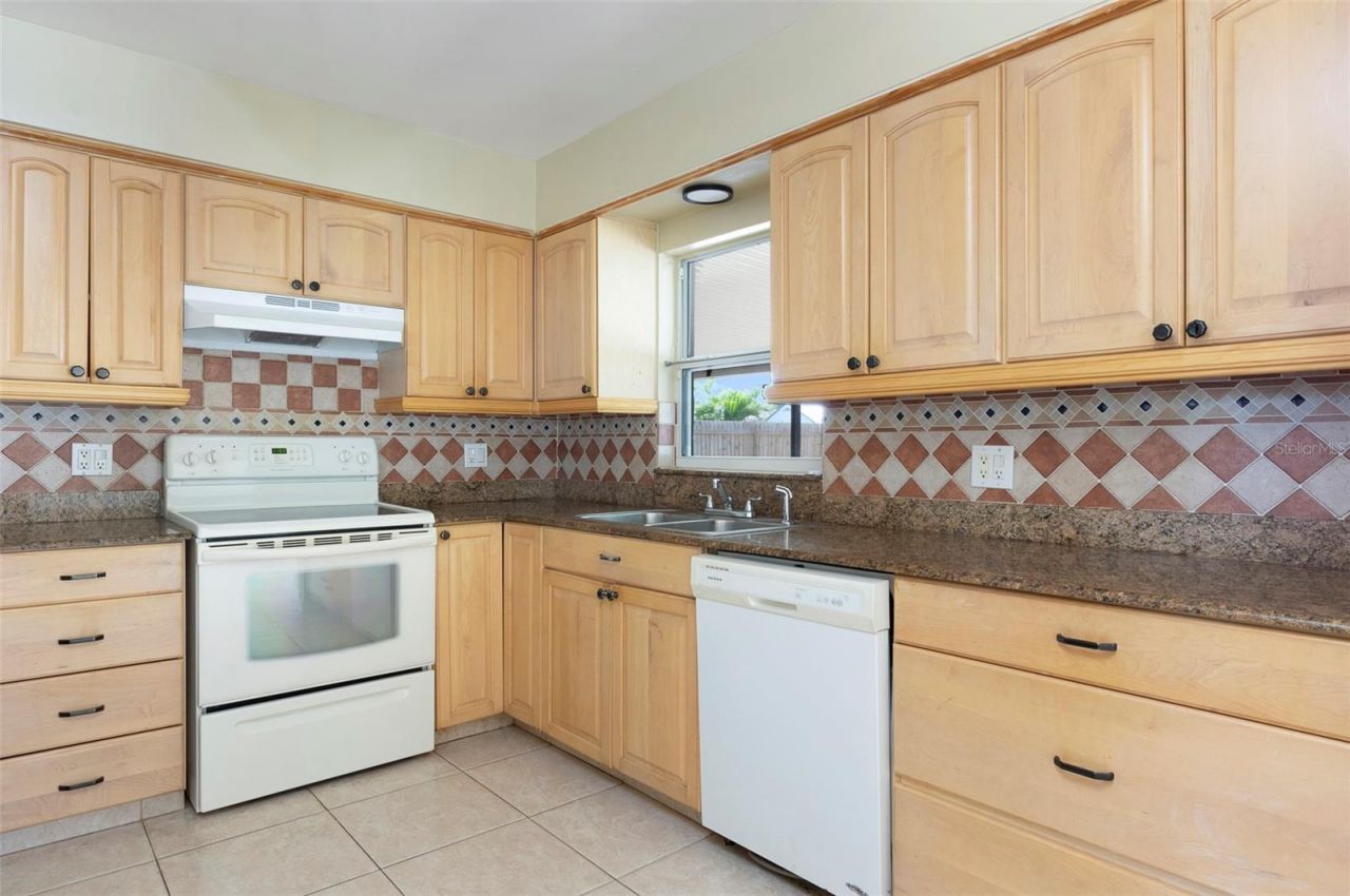 4218 24th Avenue N, Saint Petersburg, FL 33713 Photo