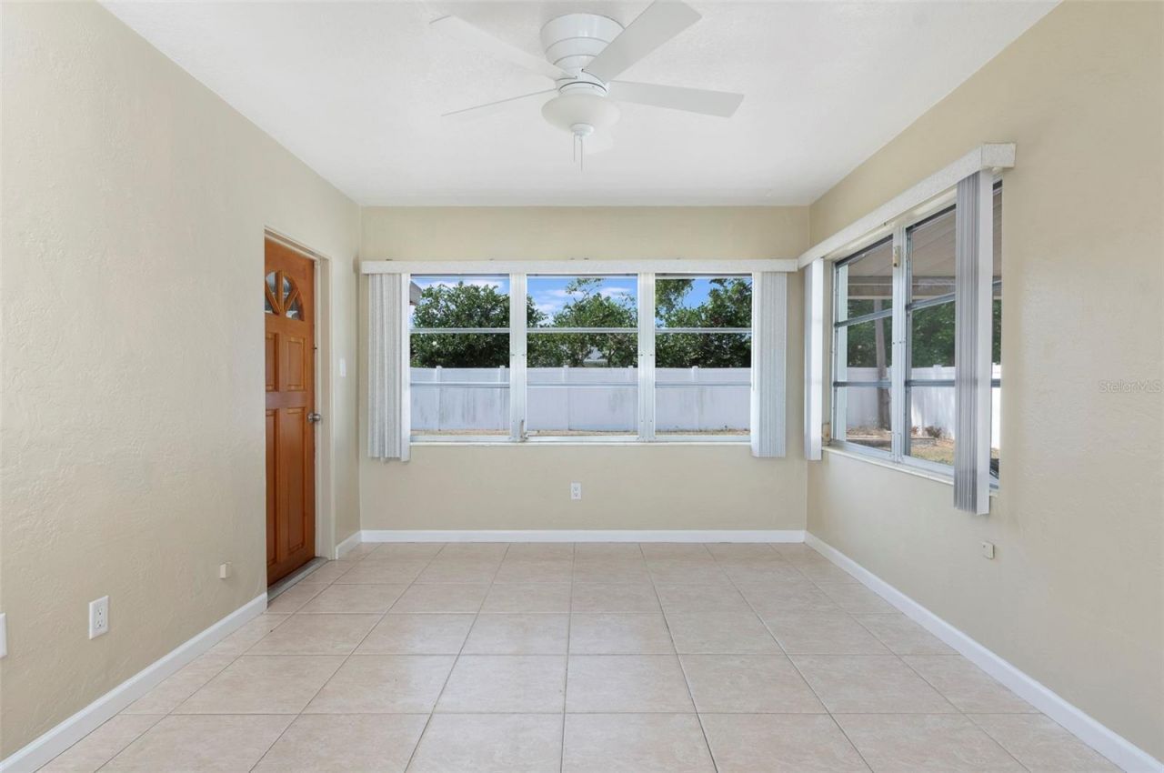 4218 24th Avenue N, Saint Petersburg, FL 33713 Photo