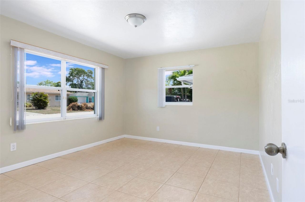 4218 24th Avenue N, Saint Petersburg, FL 33713 Photo