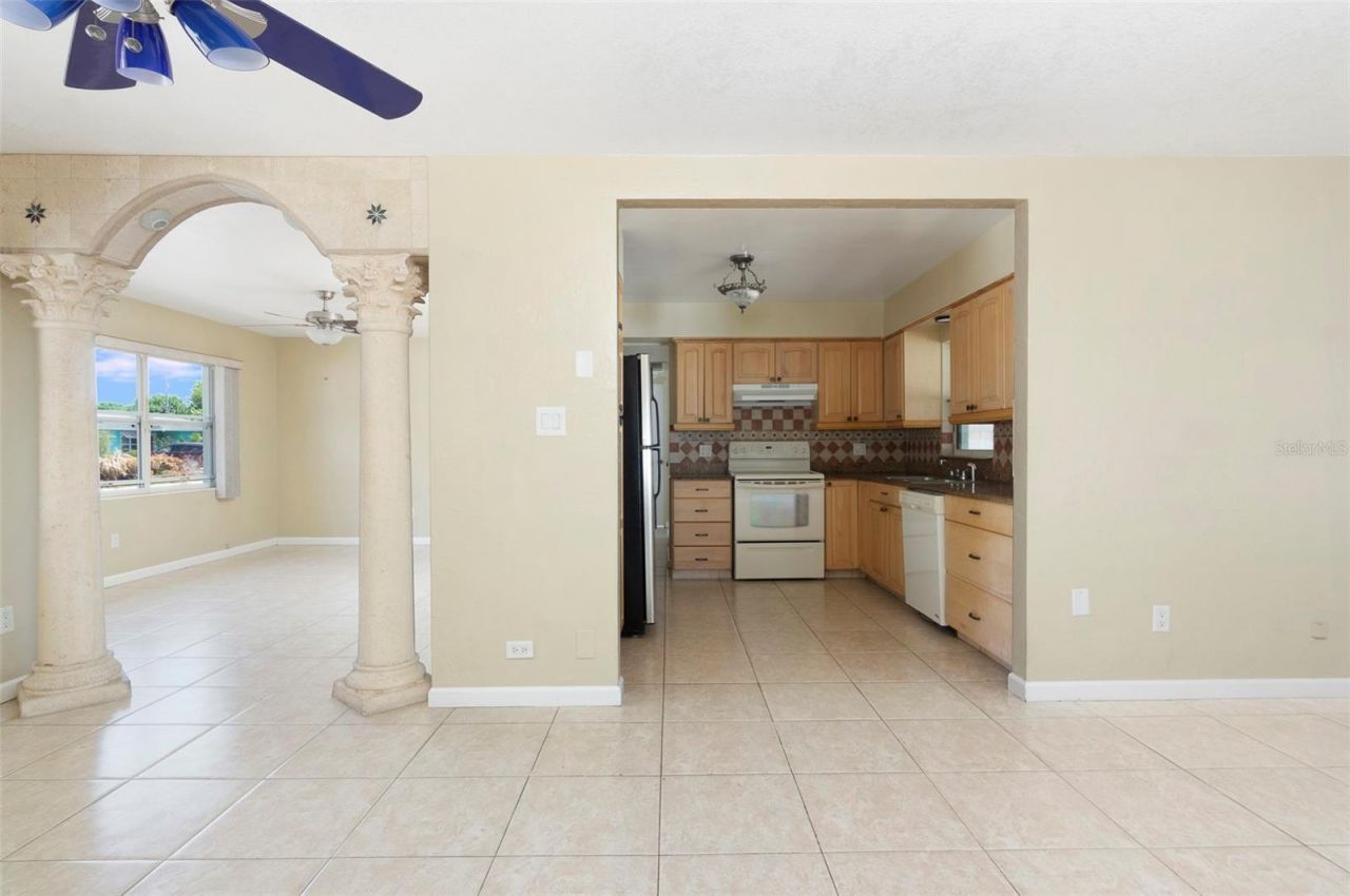4218 24th Avenue N, Saint Petersburg, FL 33713 Photo