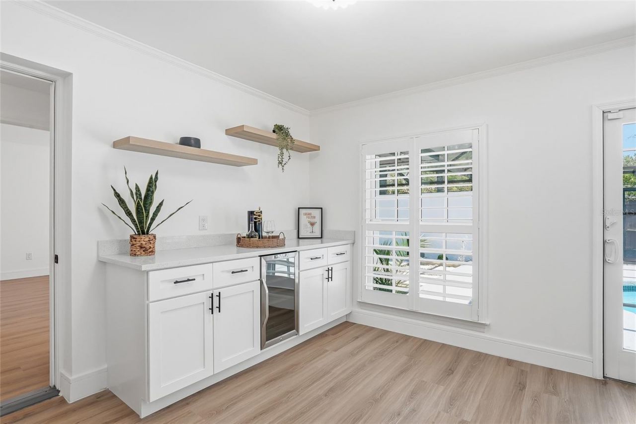 2540 Laurelwood Lane , Valrico, FL 33596 Photo