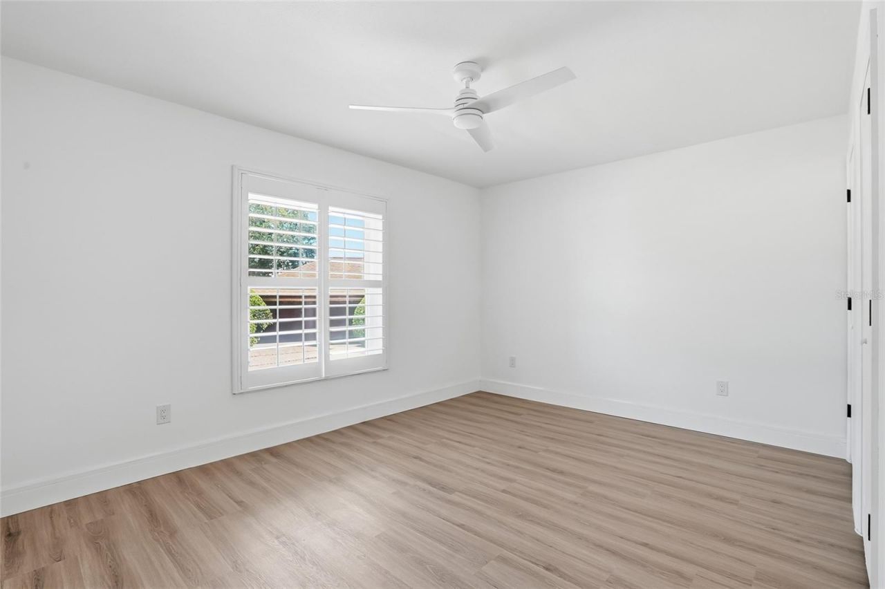 2540 Laurelwood Lane , Valrico, FL 33596 Photo