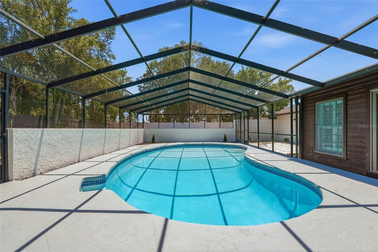 2540 Laurelwood Lane , Valrico, FL 33596 Photo