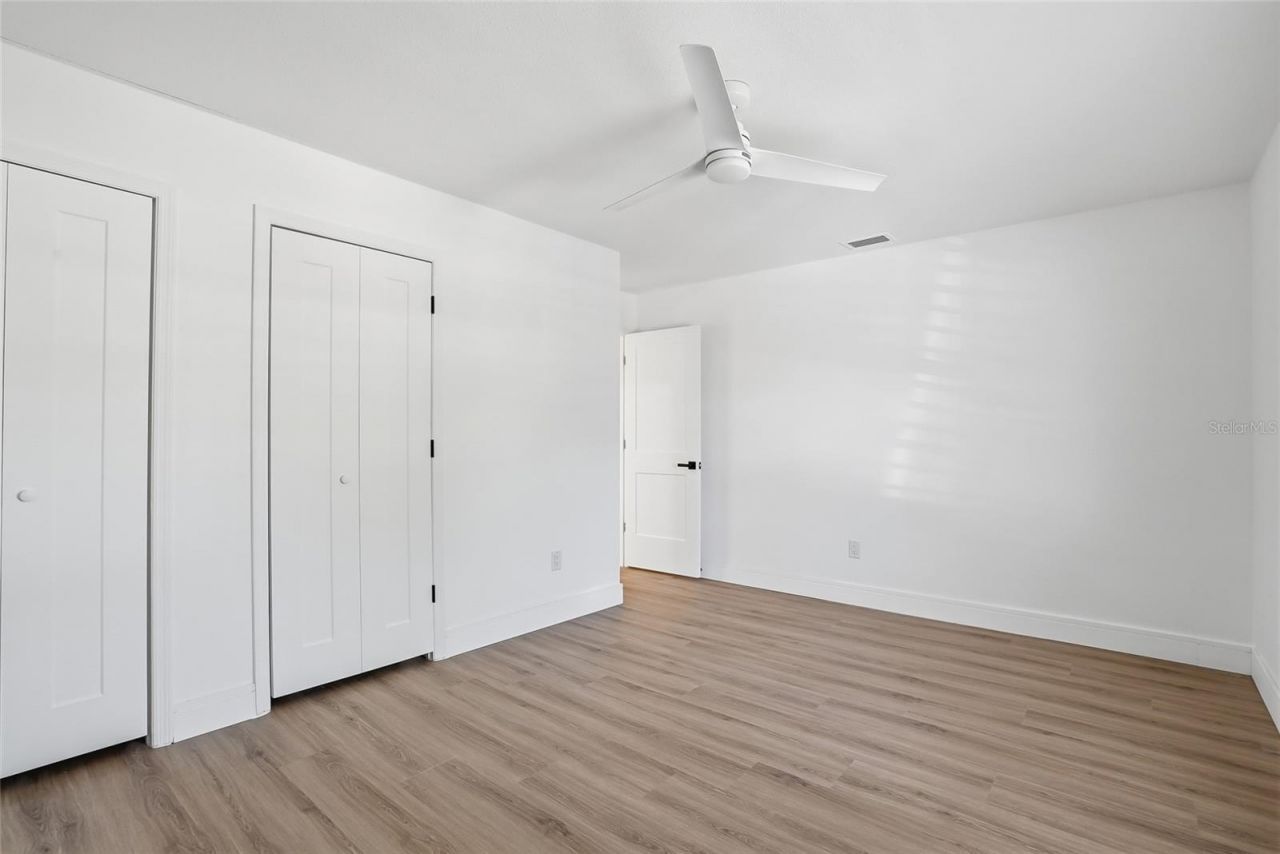 2540 Laurelwood Lane , Valrico, FL 33596 Photo