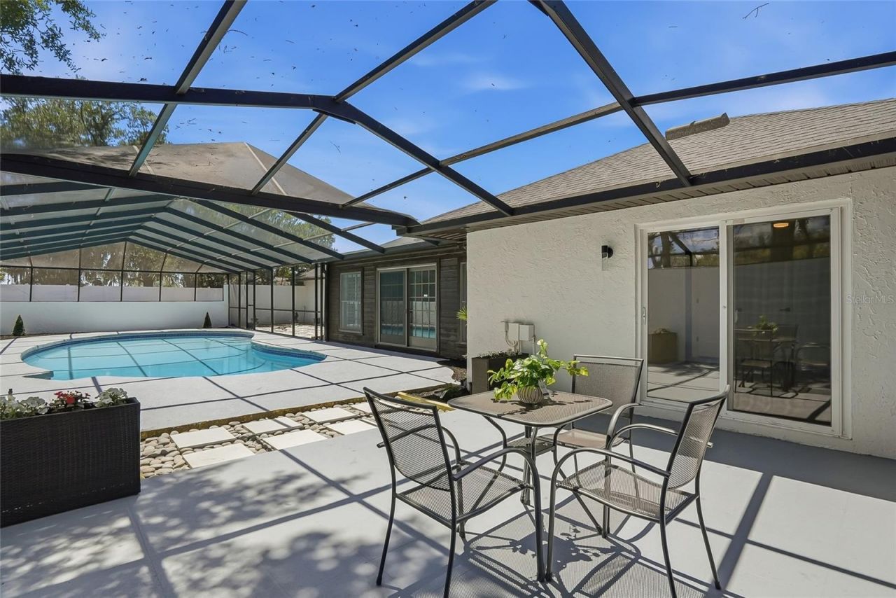 2540 Laurelwood Lane , Valrico, FL 33596 Photo