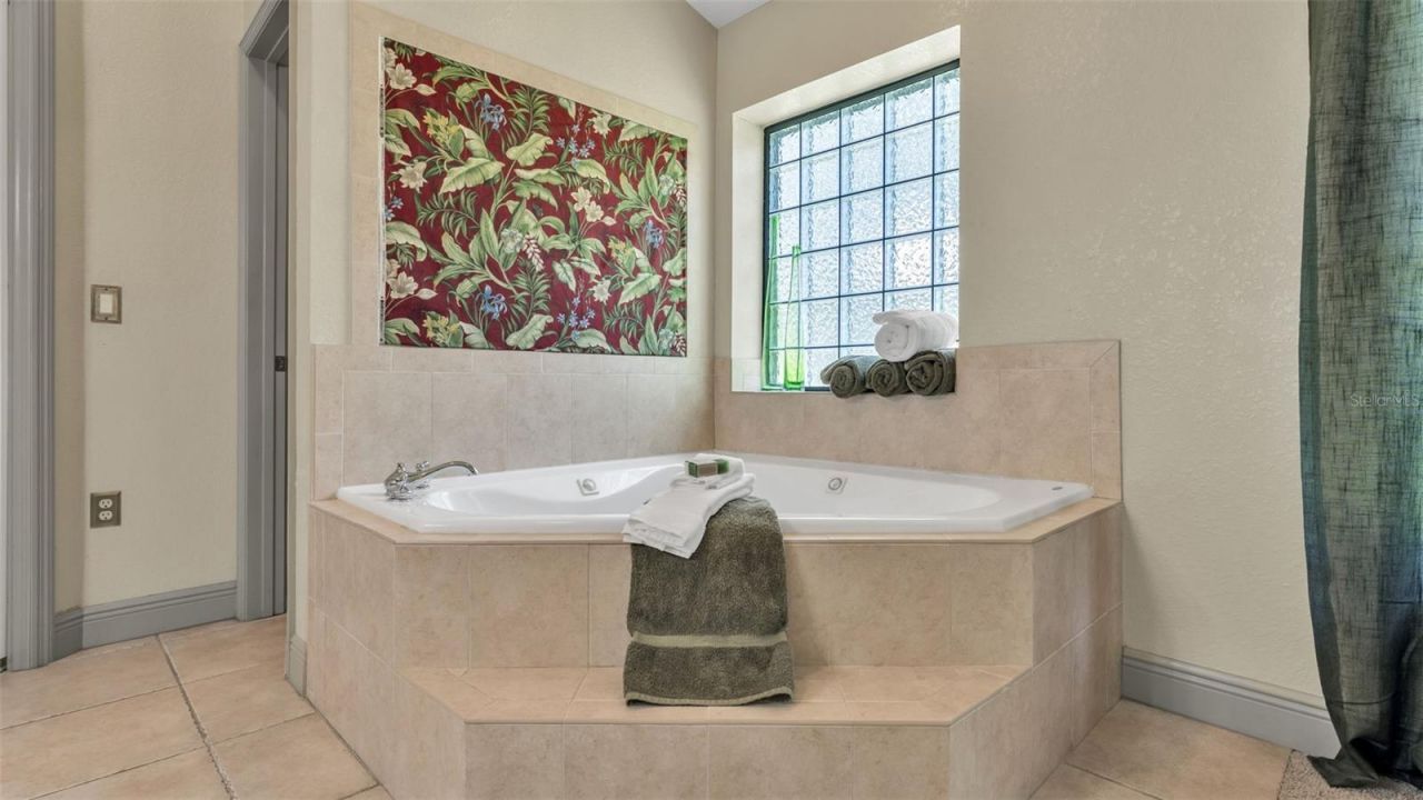 13409 Sweet Hill Road , Polk City, FL 33868 Photo