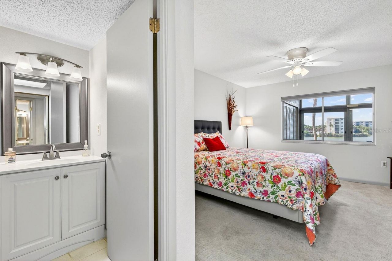 3344 Lake Bayshore Drive, Unit P205, Bradenton, FL 34205 Photo