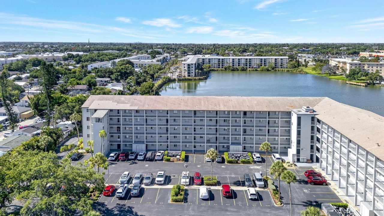 3344 Lake Bayshore Drive, Unit P205, Bradenton, FL 34205 Photo