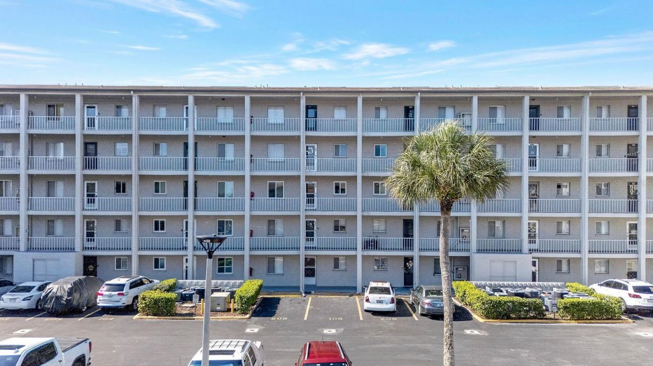 3344 Lake Bayshore Drive, Unit P205, Bradenton, FL 34205 Photo