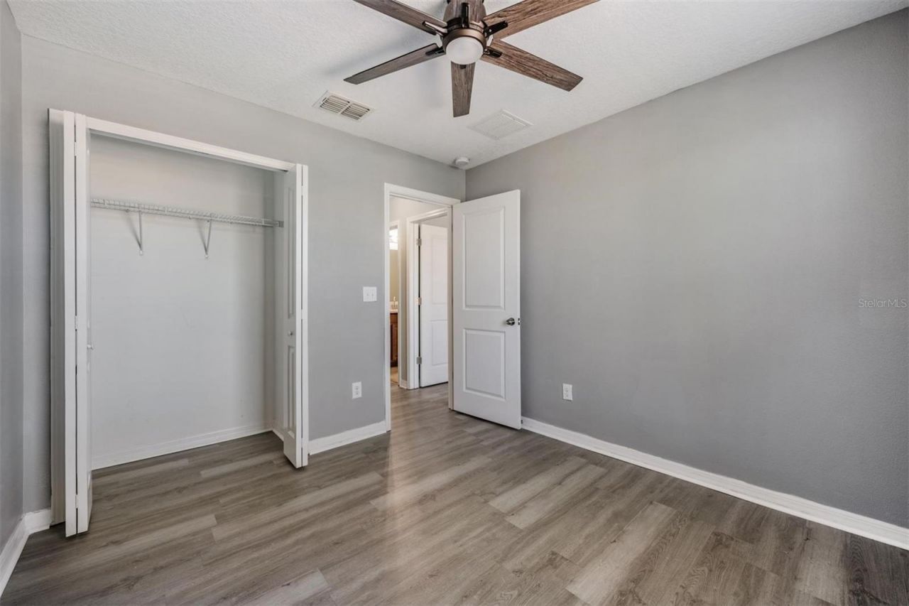 253 Cascade Bend Drive , Ruskin, FL 33570 Photo