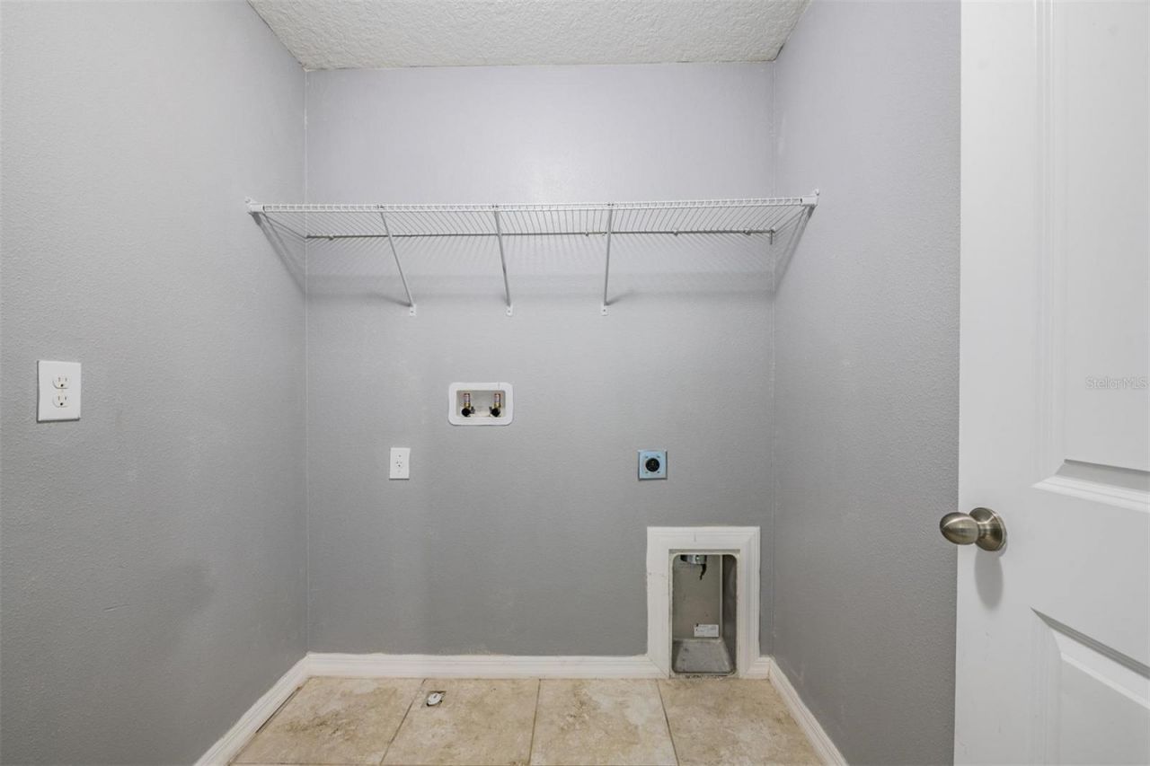 253 Cascade Bend Drive , Ruskin, FL 33570 Photo