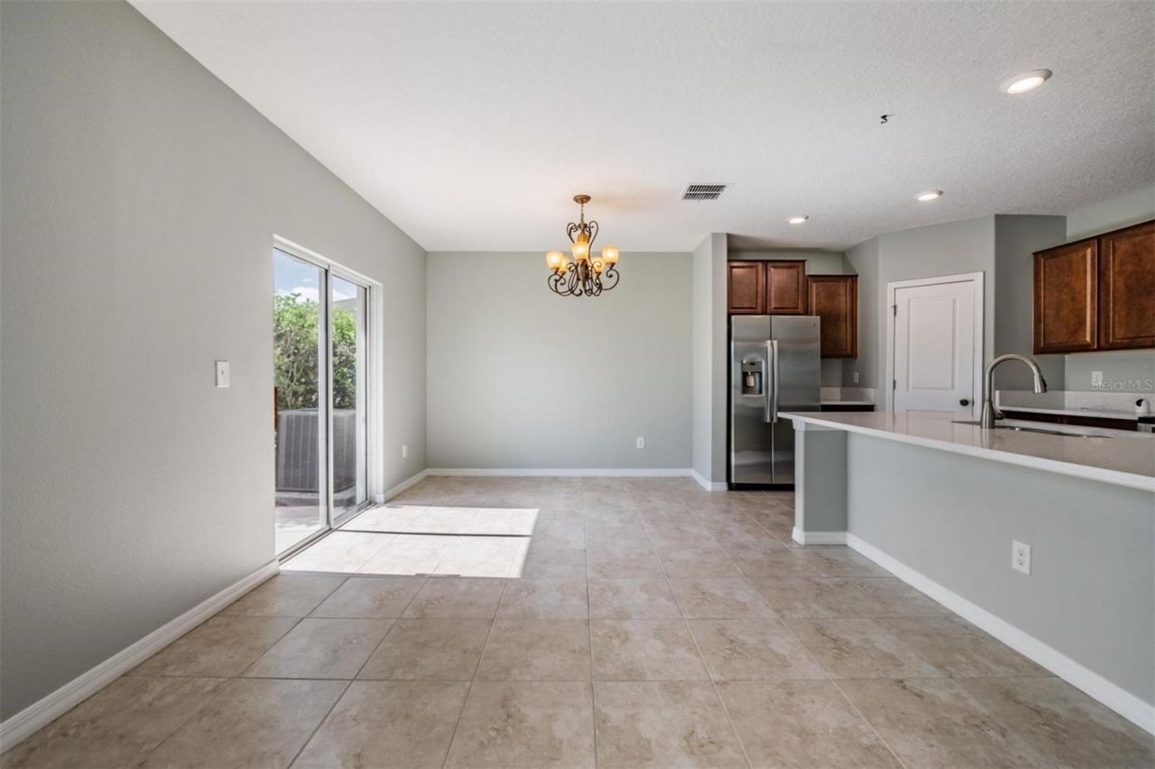 253 Cascade Bend Drive , Ruskin, FL 33570 Photo