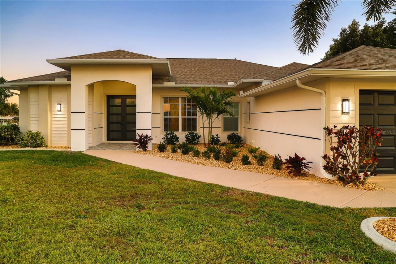 3302 NW 2nd Terrace , Cape Coral, FL 33993 Photo