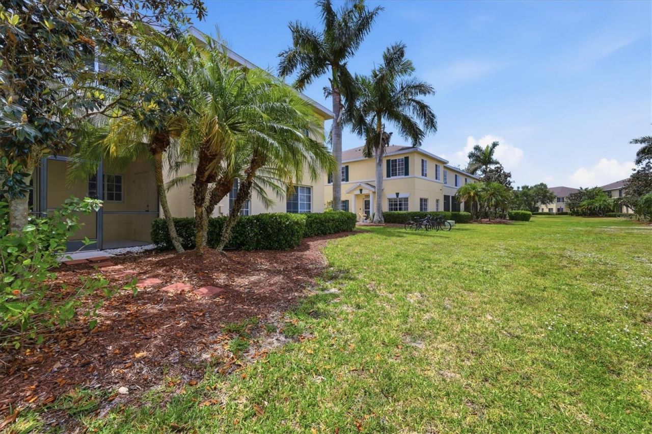 329 Cape Harbour Loop, Unit 103, Bradenton, FL 34212 Photo