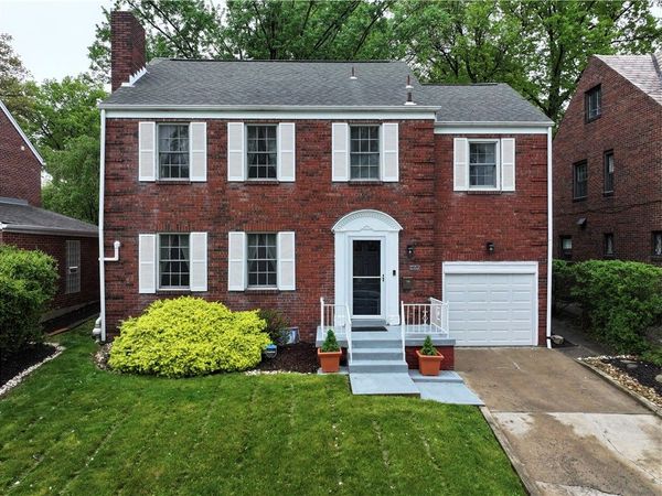 2353 Hollywood Drive, Pittsburgh, PA 15235