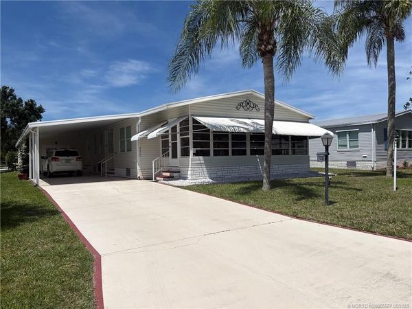 2465 SW Versailles Terrace, Stuart, FL 34997