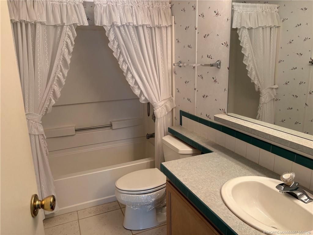 2465 SW Versailles Terrace, Stuart, FL 34997 Photo