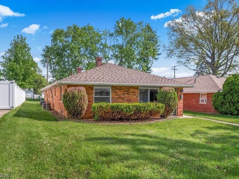 117-119 Filmore Avenue, Cuyahoga Falls, OH 44221 Photo 2