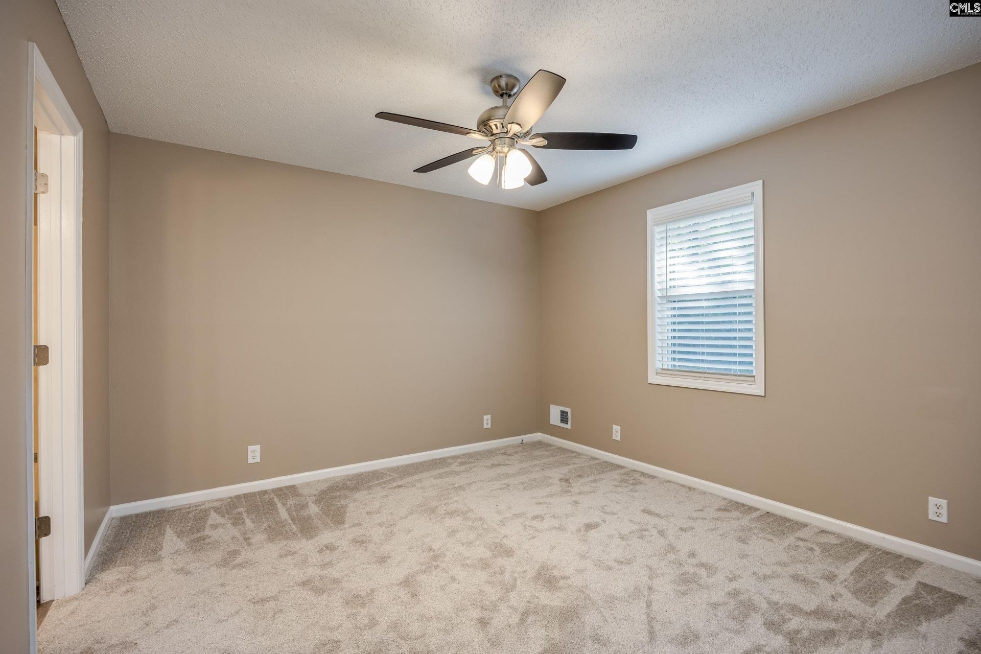 27 Westover Avenue Photo 30
