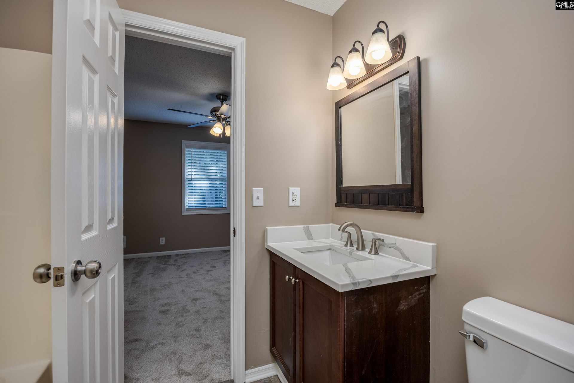 27 Westover Avenue Photo 35