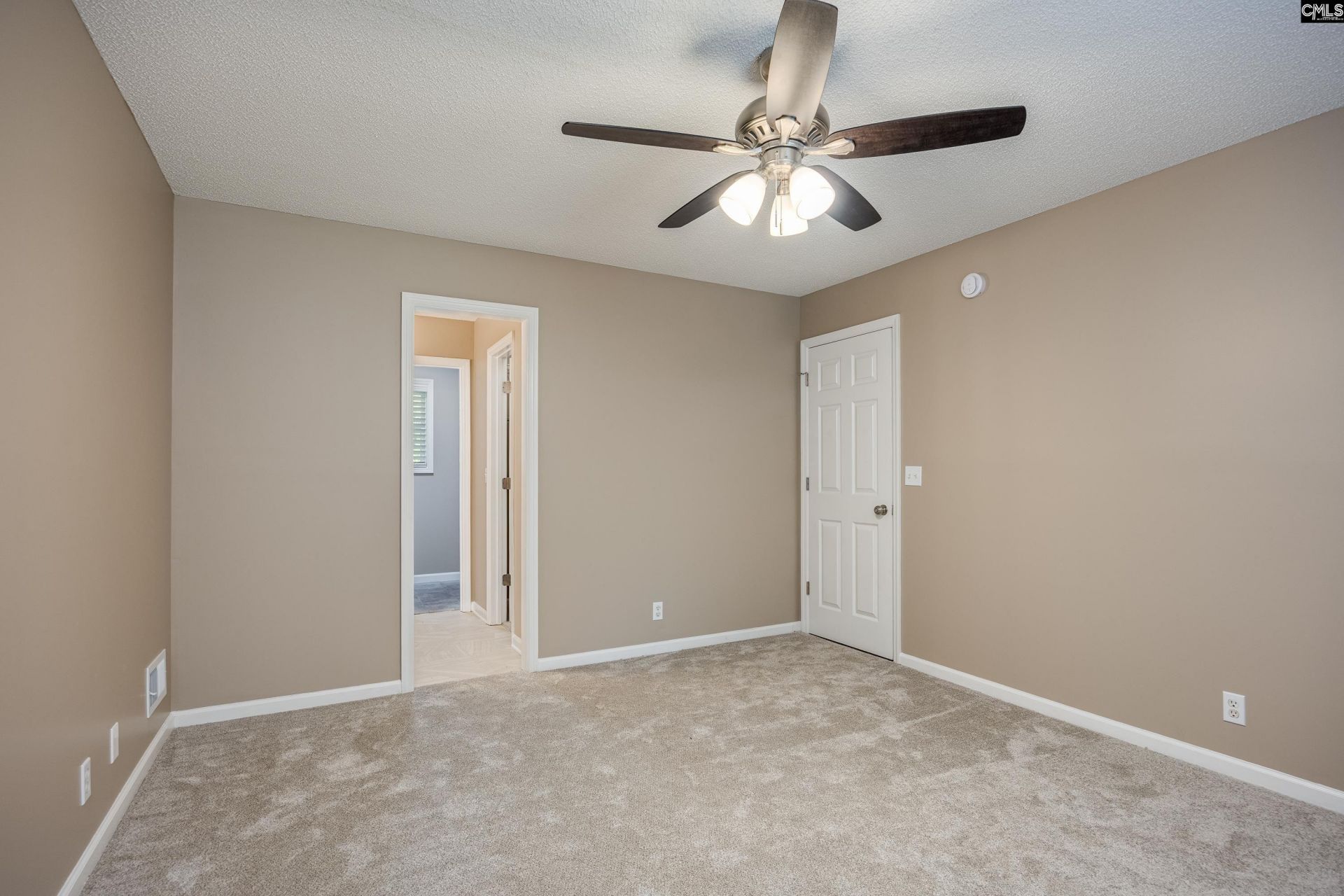 27 Westover Avenue Photo 36