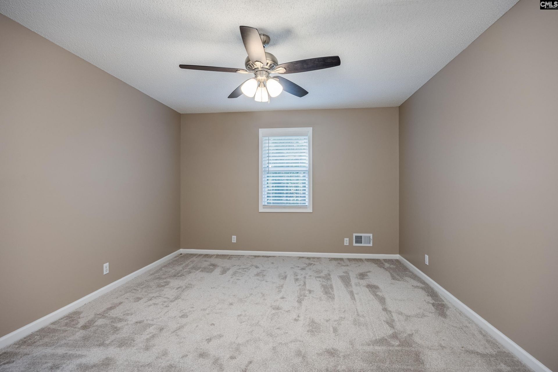 27 Westover Avenue Photo 38