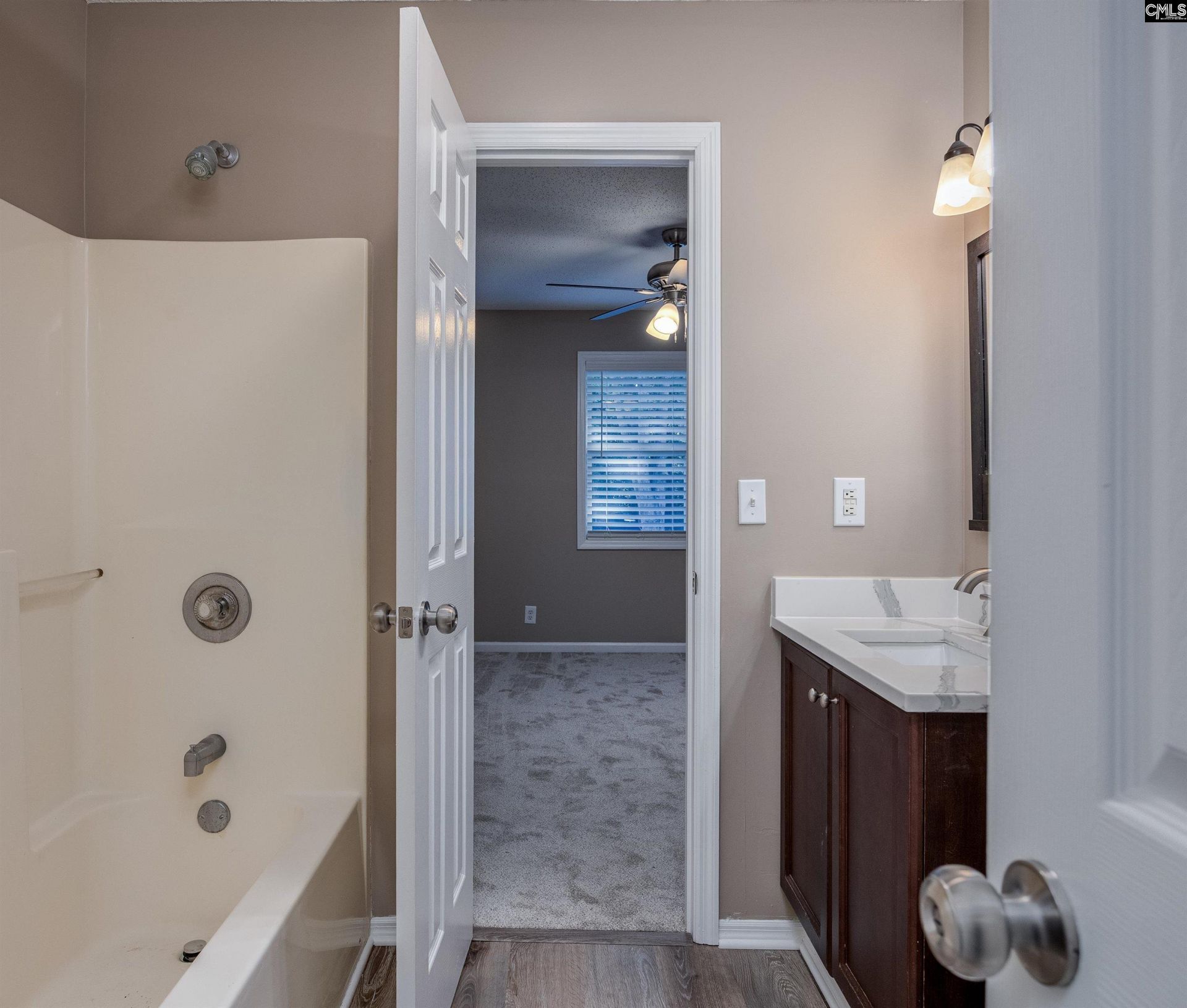 27 Westover Avenue Photo 40