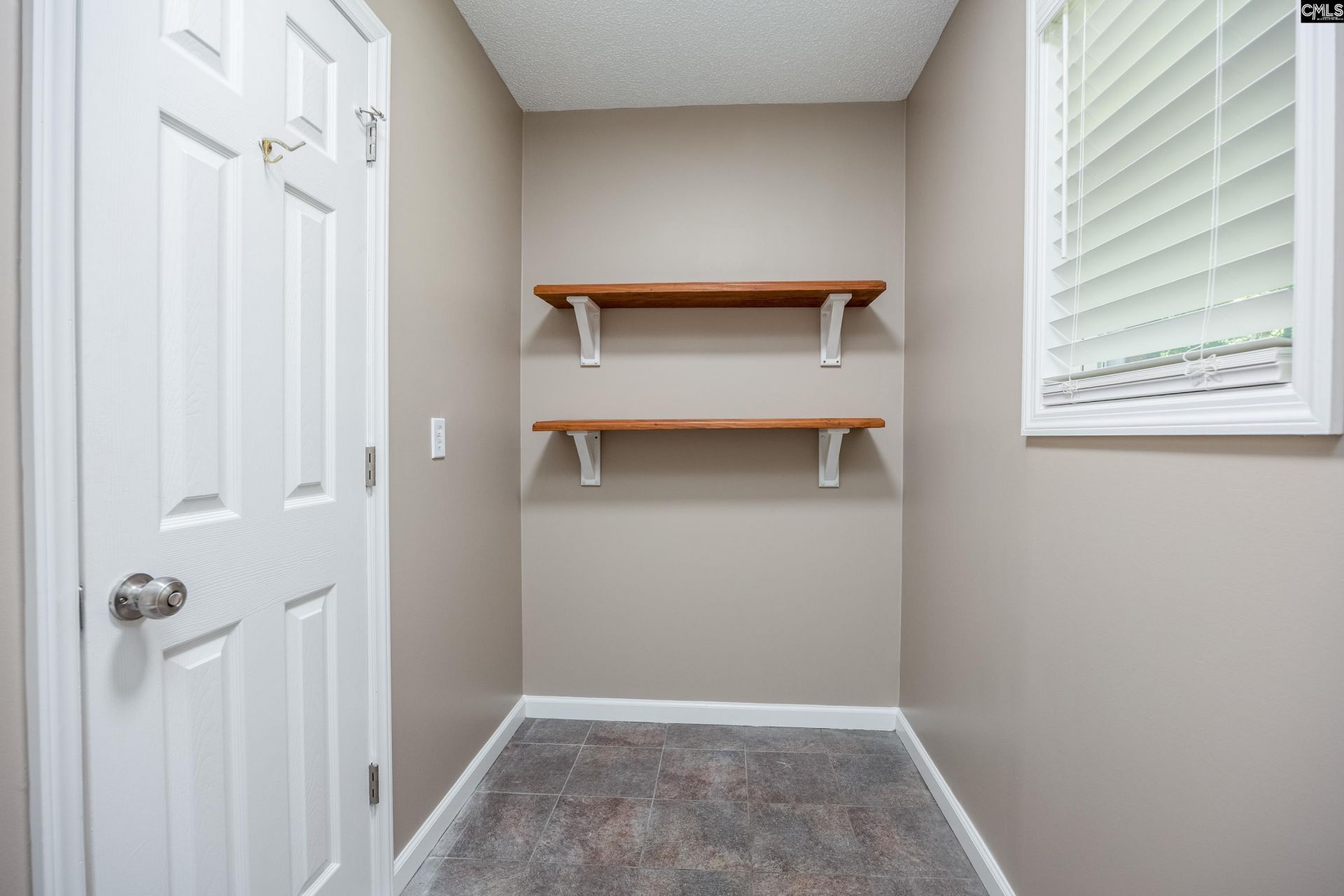 27 Westover Avenue Photo 44
