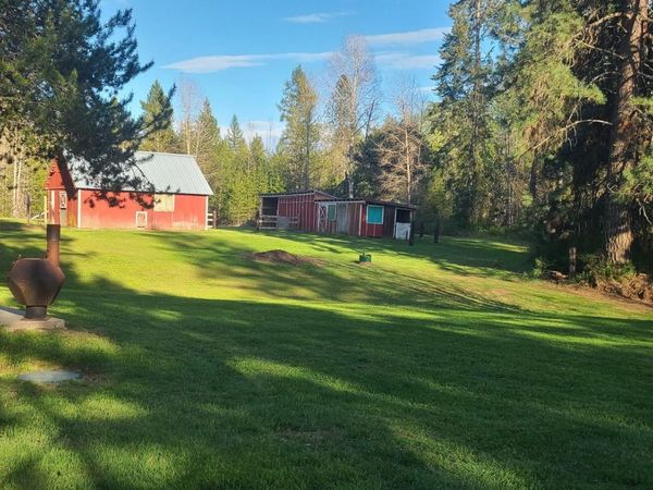 4287 Stephenson Rd, Clayton, WA 99110