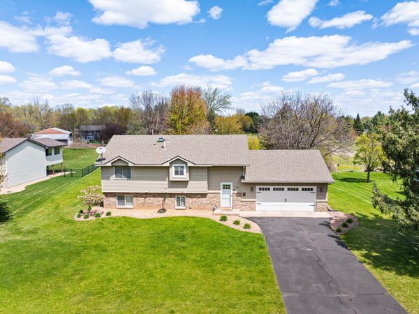 5440 274th Street , Wyoming, MN 55092