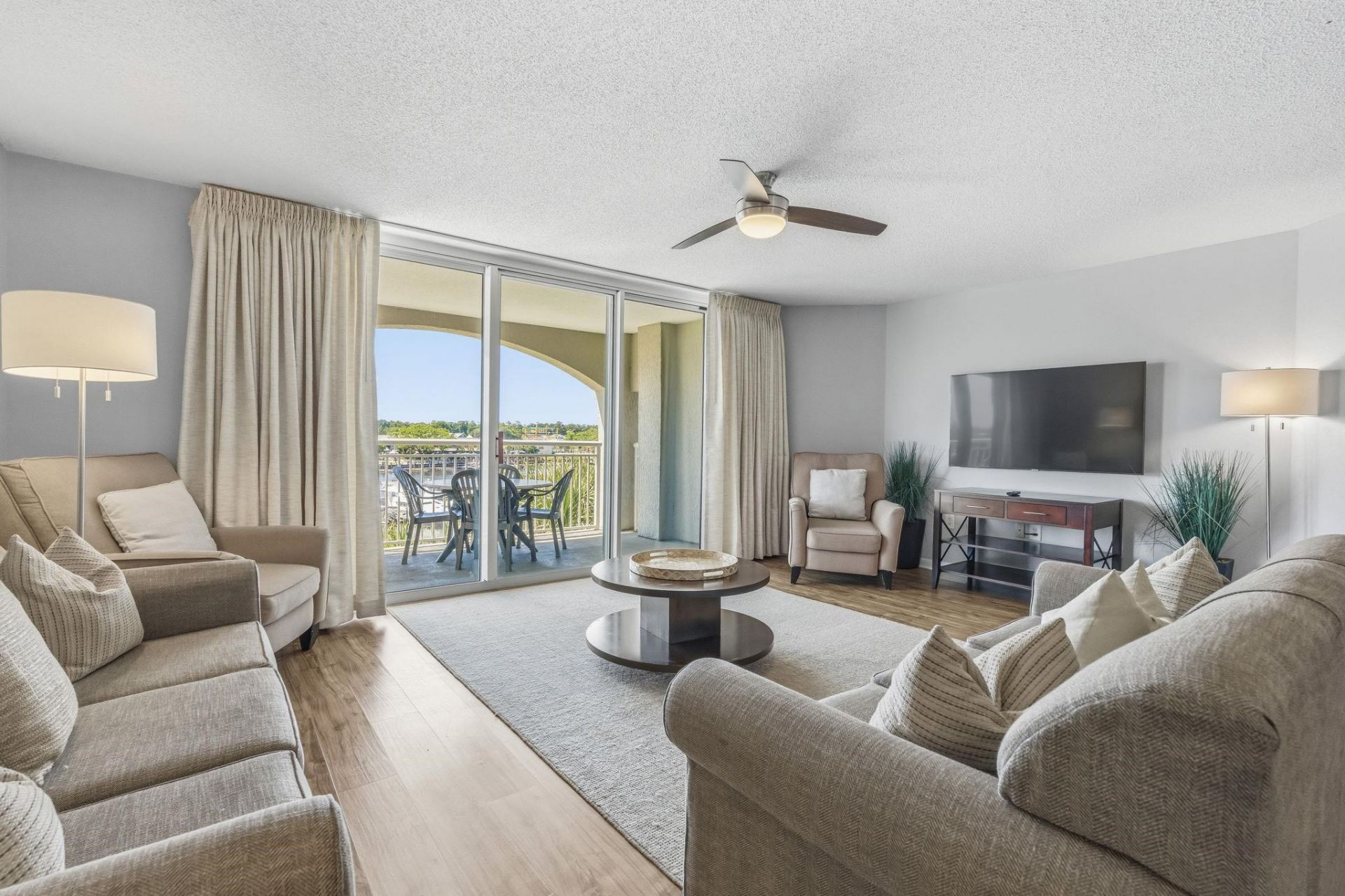 2151 Bridge View Ct. Photo 14