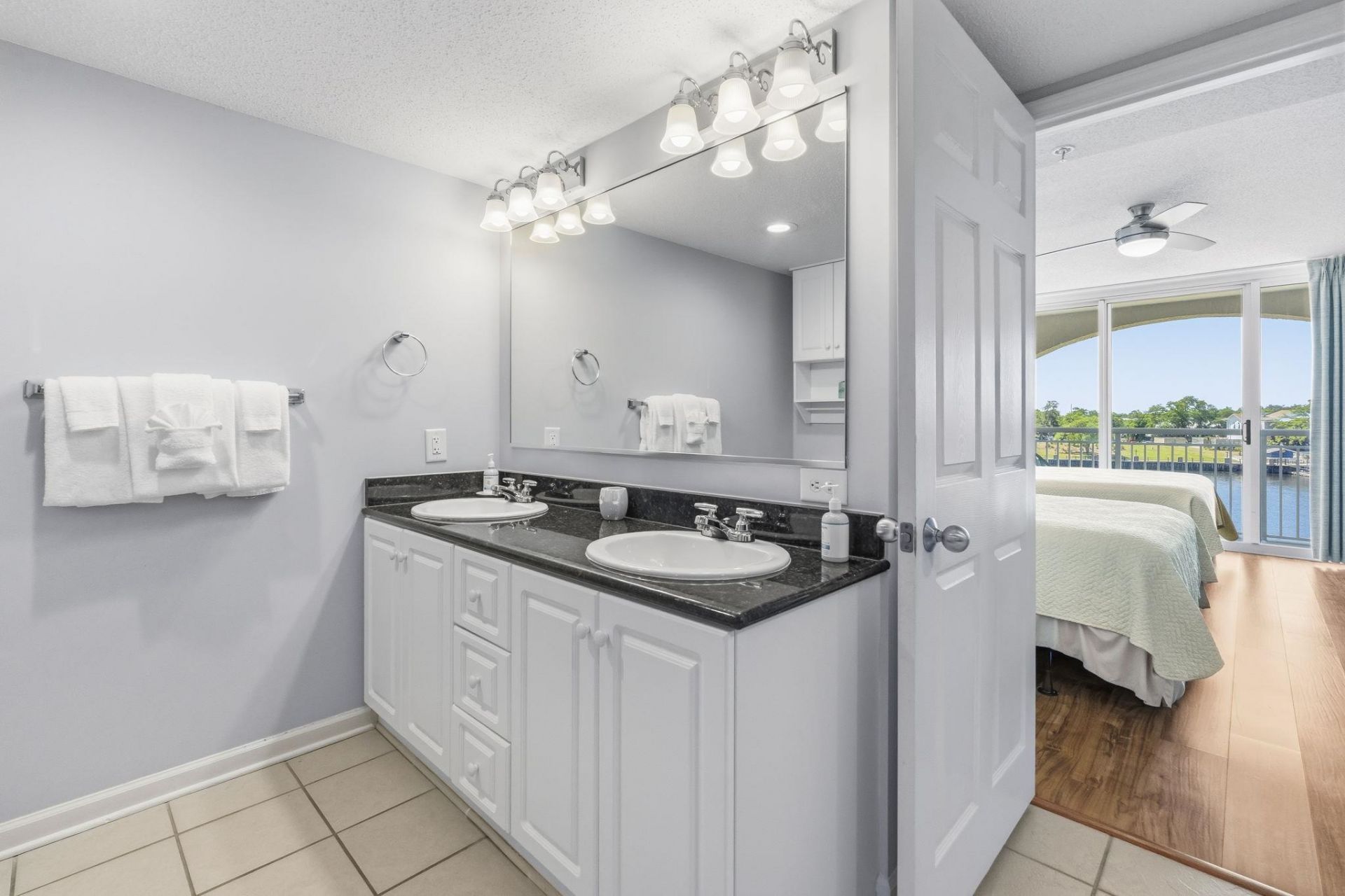 2151 Bridge View Ct. Photo 18
