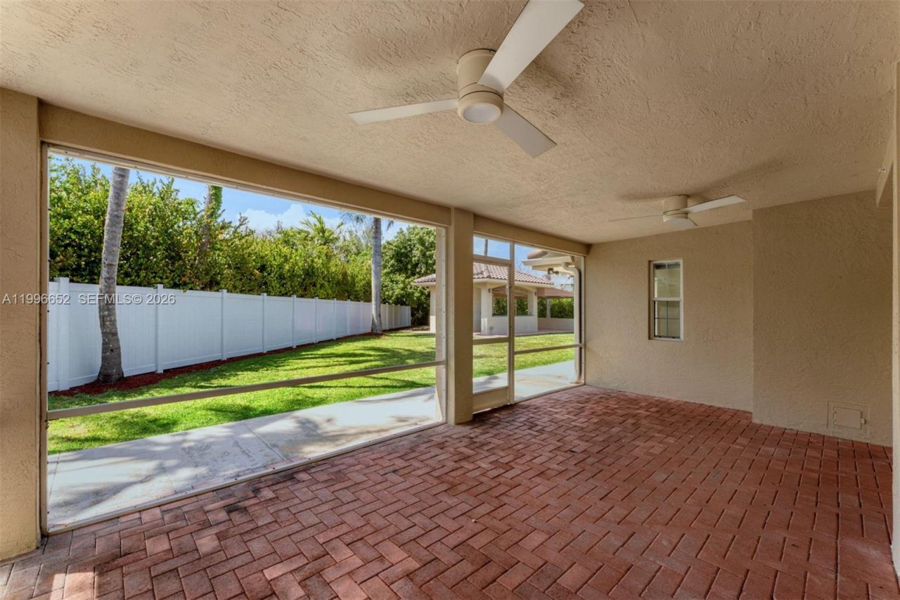 7201 SW 174th St , Palmetto Bay, FL 33157 Photo