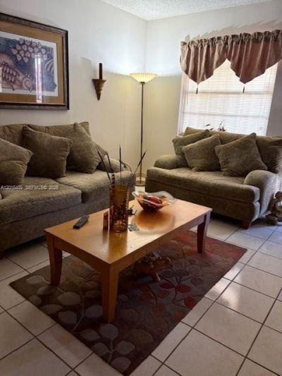 1460 N 43rd Pl, Unit 106, Hialeah, FL 33012 Photo