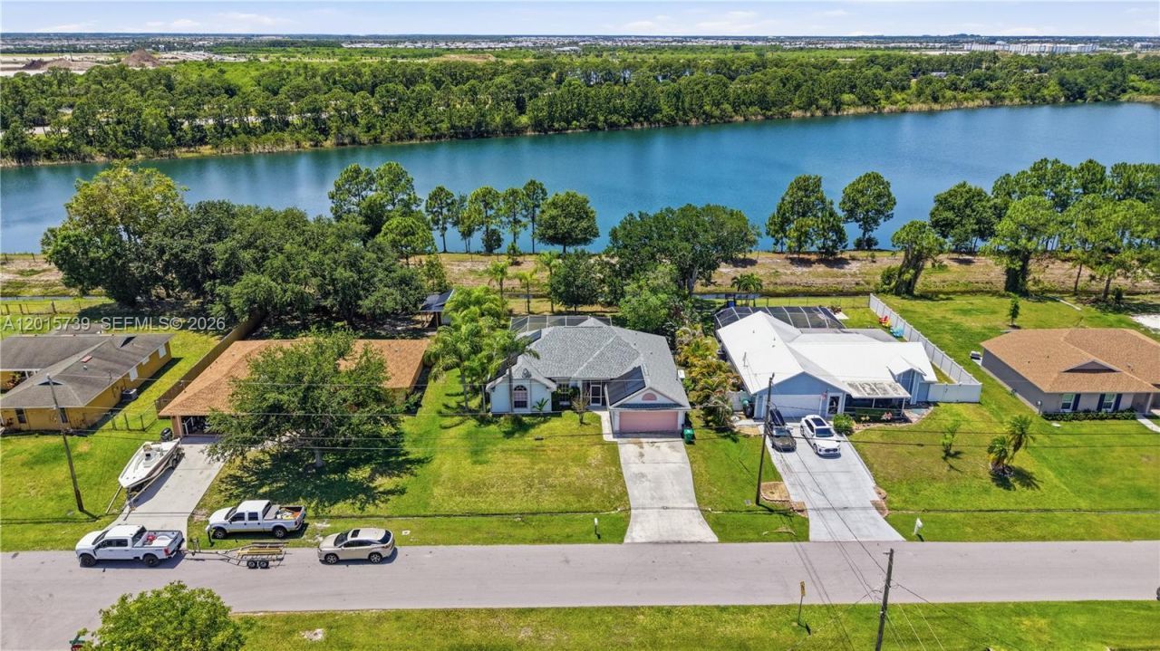 3584 SW Zullo St , Port Saint Lucie, FL 34953 Photo