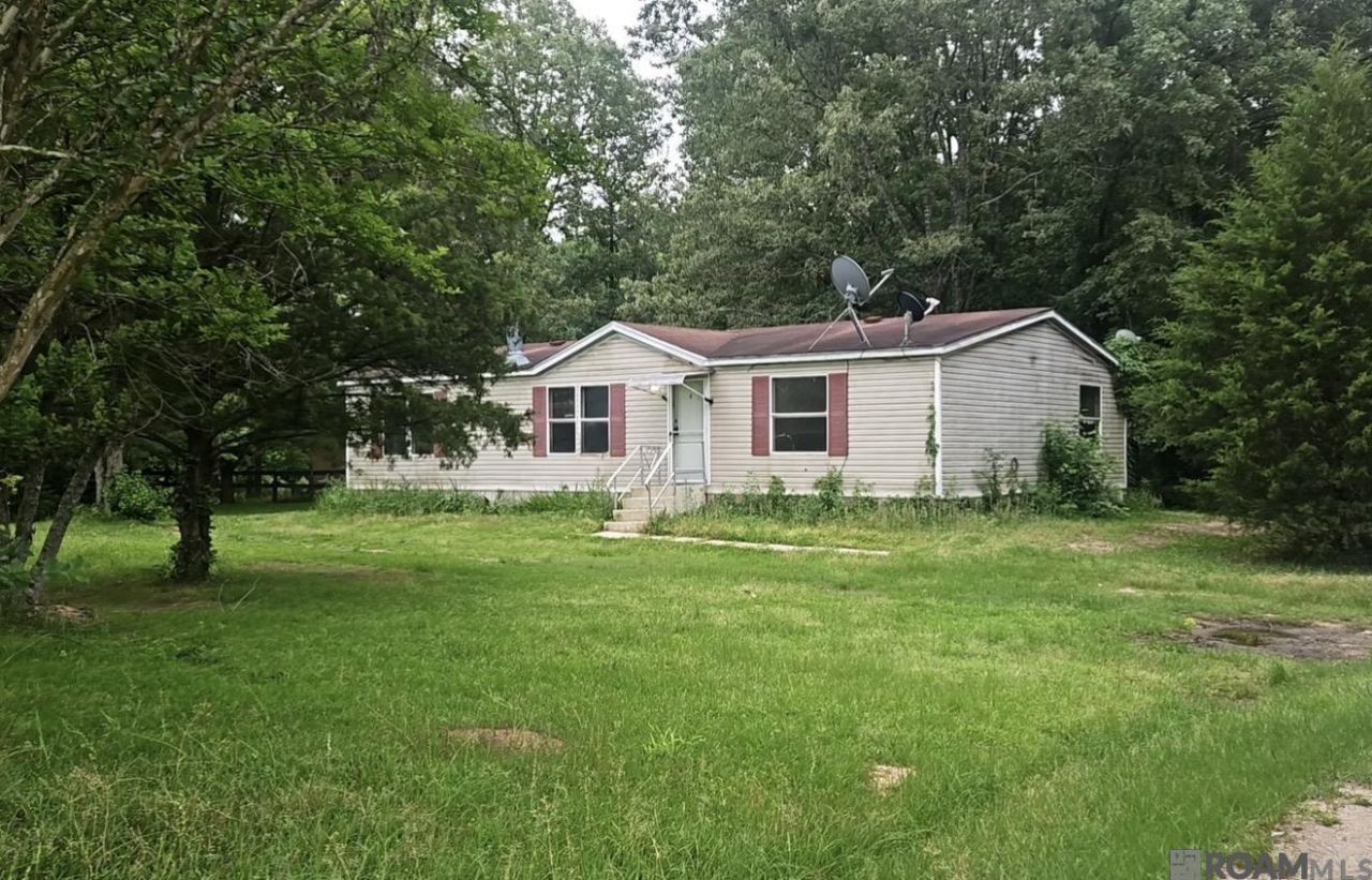 8697 Beavers Nest Dr, Shreveport, LA 71129 Main Photo