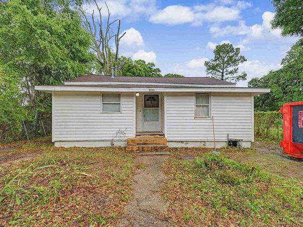 2410 N Tarragona St, Pensacola, FL 32503