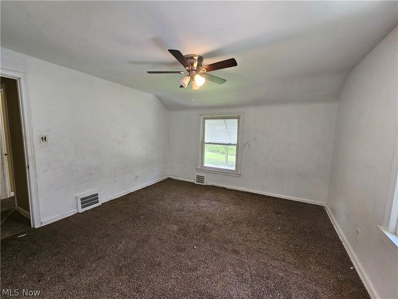 931 Yellowstone Road, Cleveland, OH 44121 Photo 16