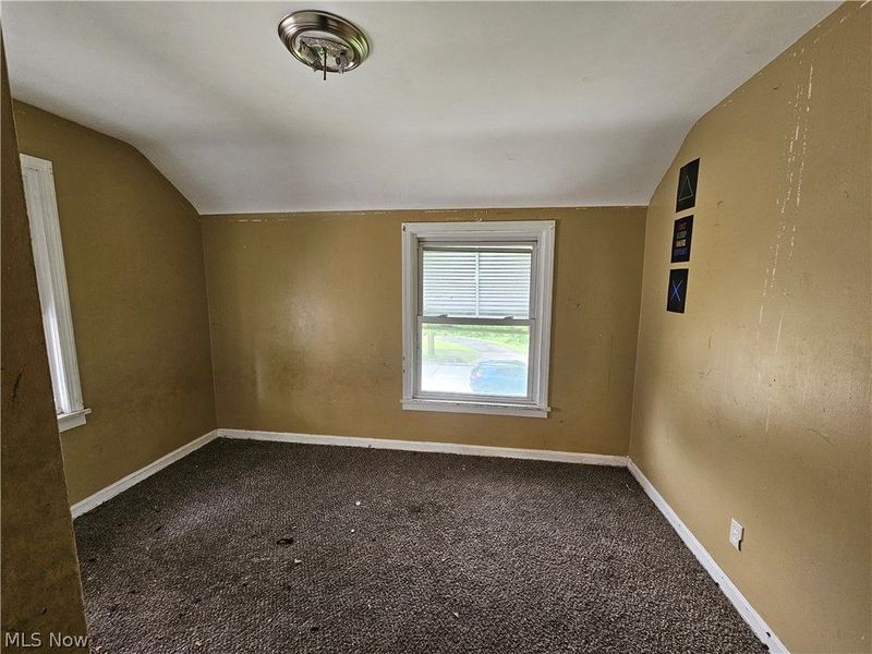 931 Yellowstone Road, Cleveland, OH 44121 Photo 17