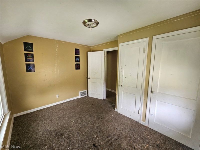 931 Yellowstone Road, Cleveland, OH 44121 Photo 21
