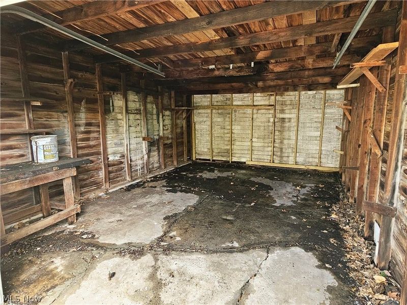 931 Yellowstone Road, Cleveland, OH 44121 Photo 6