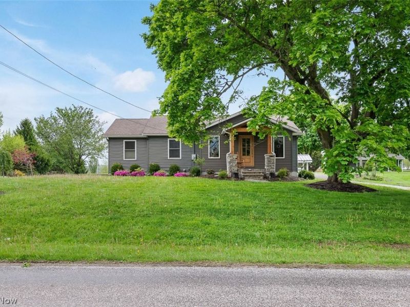 103 N Kohler Road, Orrville, OH 44667 Photo 2