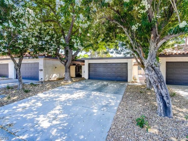 3460 Pino Circle , Las Vegas, NV 89121