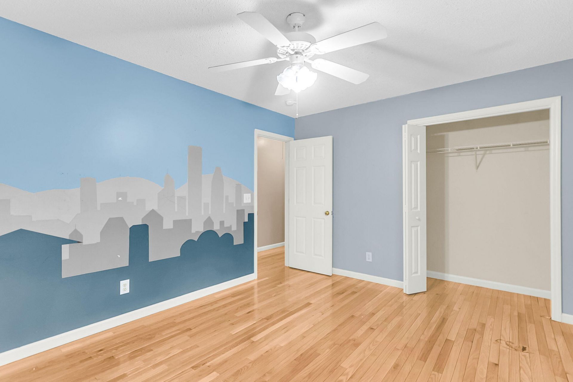 109 Hulton Lane Photo 31