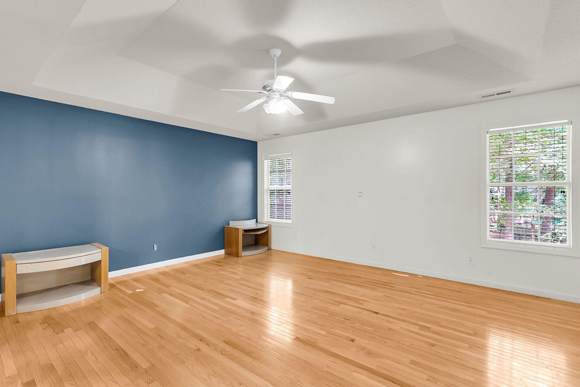 109 Hulton Lane Photo 34