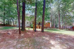109 Hulton Lane photo 4