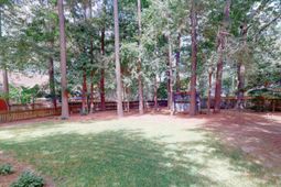 109 Hulton Lane photo 4