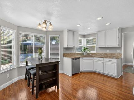 2218 Longview Dr, Roseville, CA 95747 Photo
