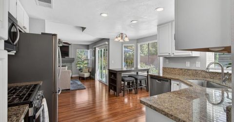 2218 Longview Dr, Roseville, CA 95747 Photo