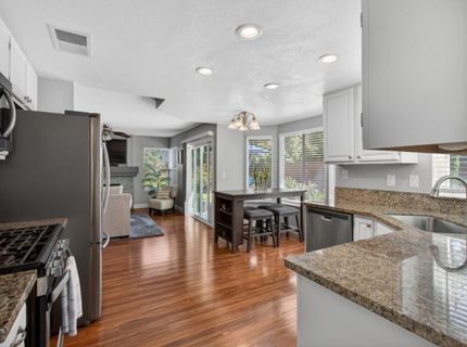 2218 Longview Dr, Roseville, CA 95747 Photo